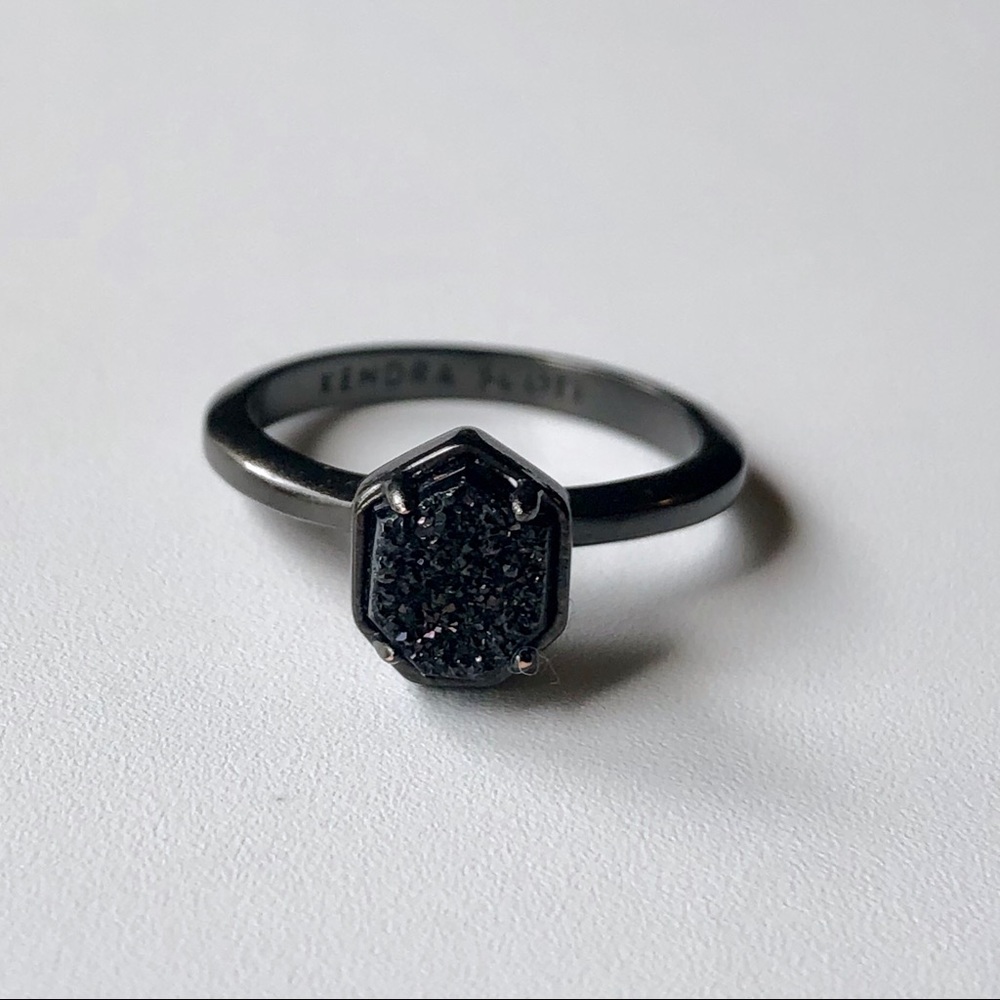 Kenndra Scott Ring